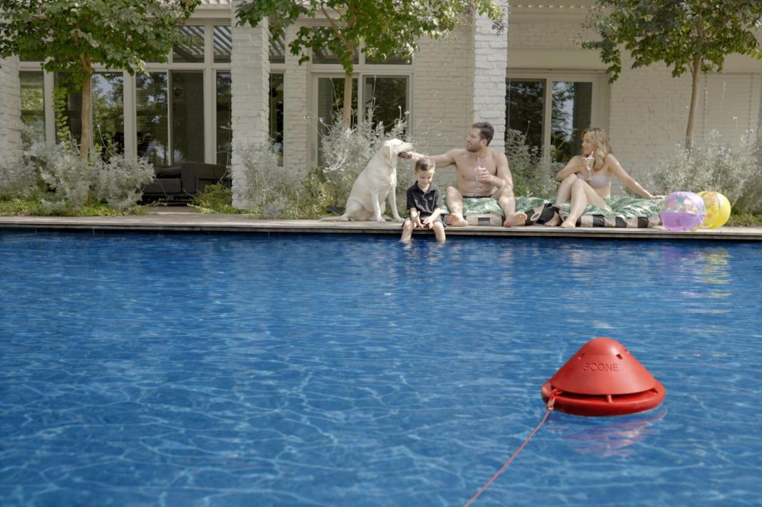 Beautiful backyard swimming pool